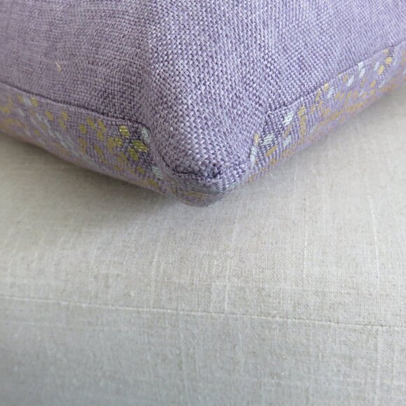 Lavender Purple Lilac Decorator Accent Pillow for Bed or Sofa Couch....625 - Picture 15 of 15